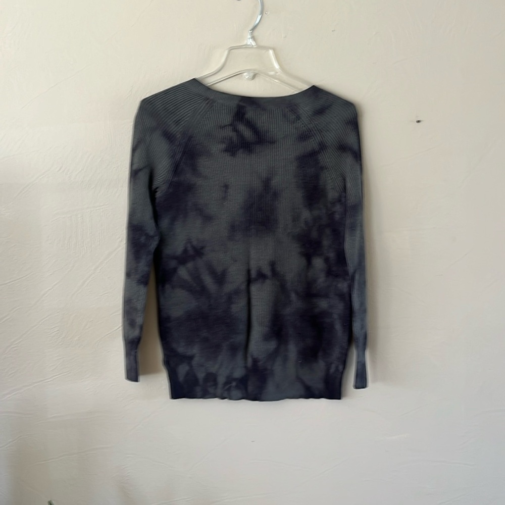American Eagle Pullover Sweater Green Tie Dye Size Medium Long Sleeves - Picture 3 of 14